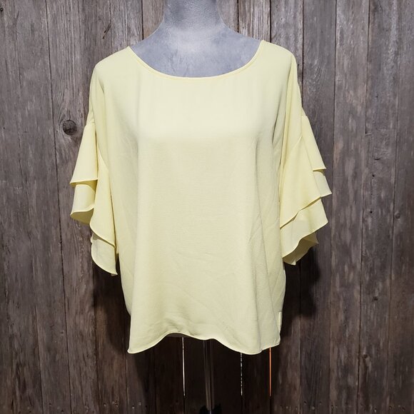 Vince Camuto Tops - Vince Camuto XL Top Blouse Yellow Short Ruffle Bell Sleeve Women's